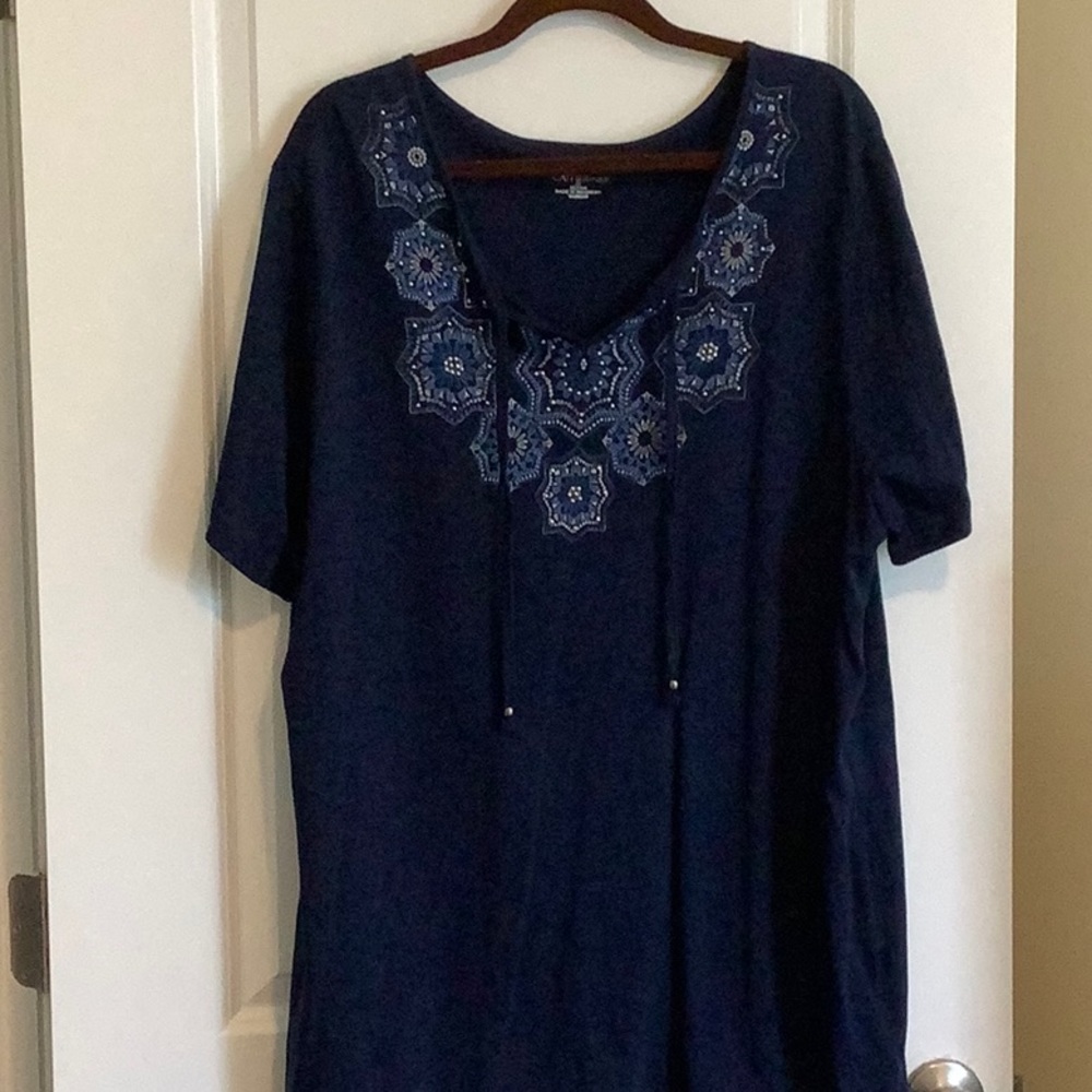 Blue short sleeve top